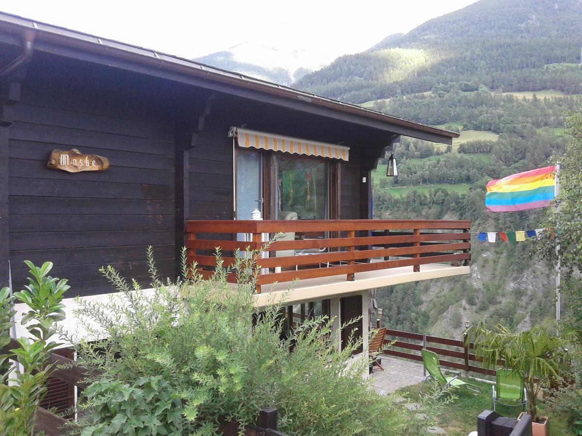 Guesthouse Maske Bitsch Exterior foto